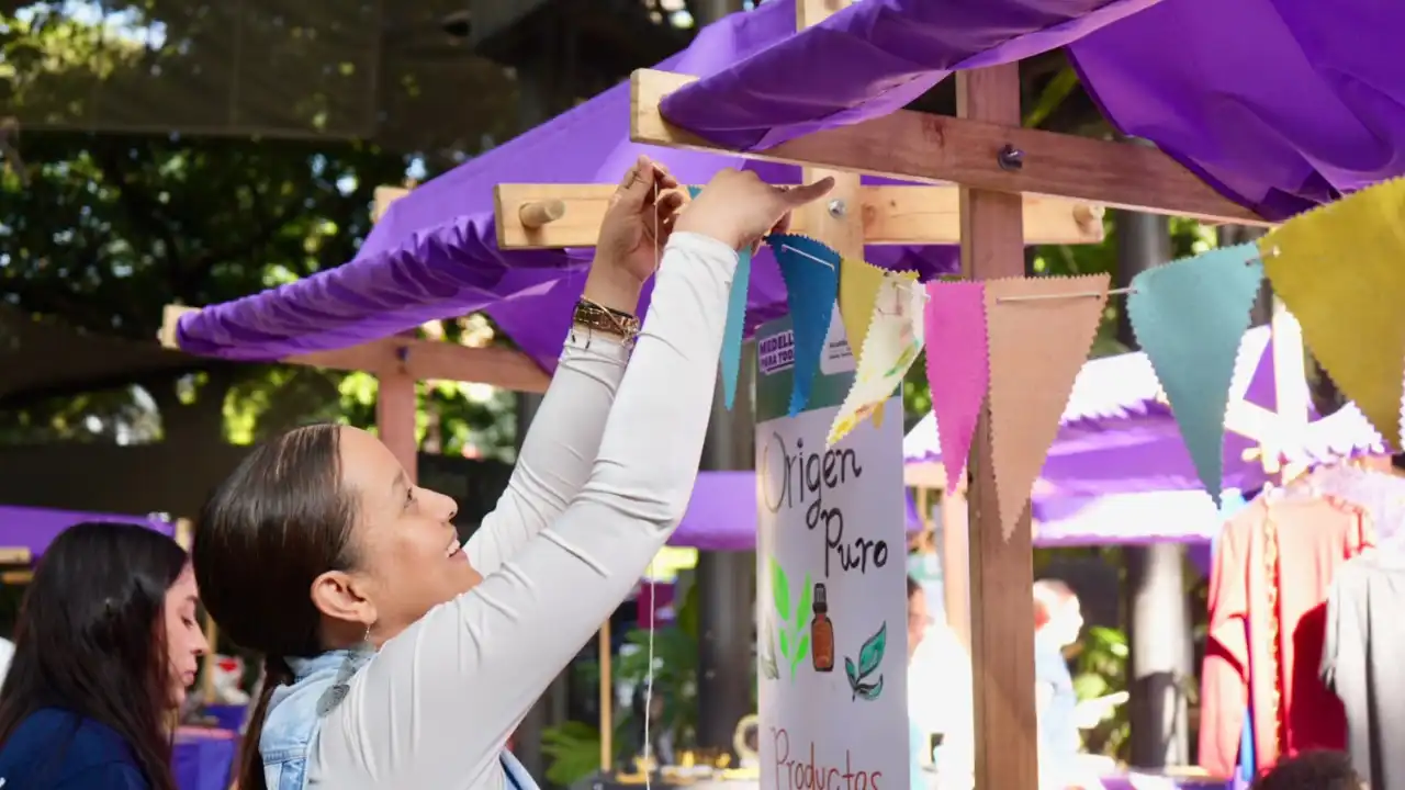 ¡Becas, empleo y hasta monólogos! Esto es lo que hay hoy en el Festival Medellín para Todas 2 ¡Becas, empleo y hasta monólogos! Esto es lo que hay hoy en el Festival Medellín para Todas
