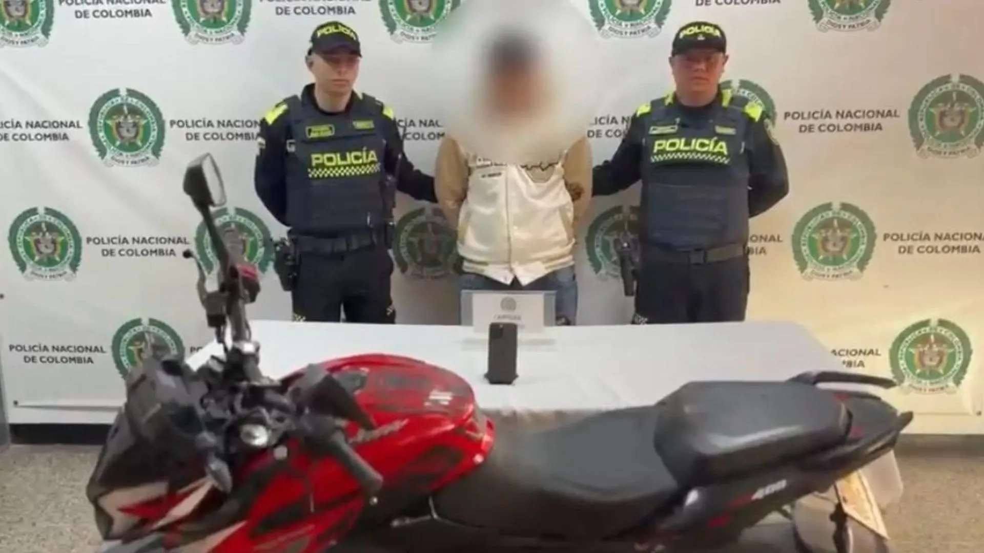 Cayó presunto motoladrón en Bosa: cámaras lo vincularían con varios hurtos de celulares