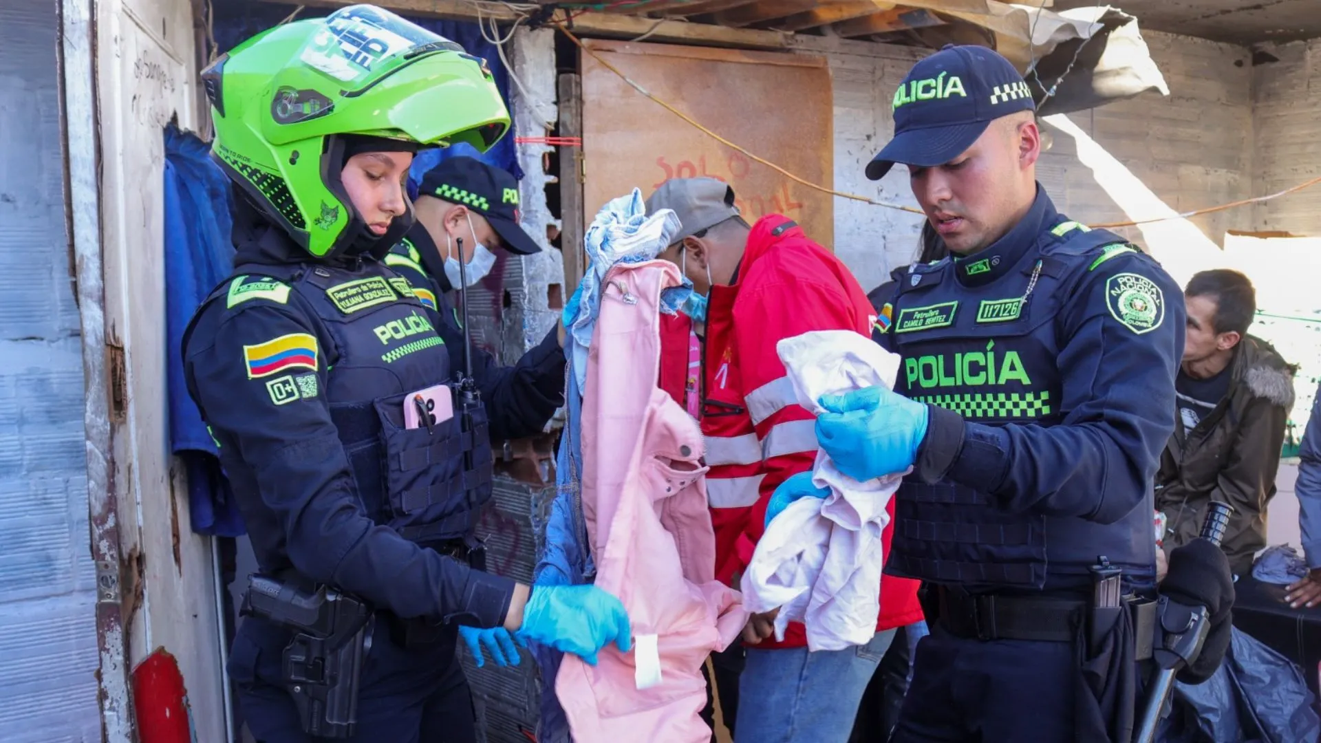Hacinamiento, drogas y 13 menores vulnerables: así fue el operativo en la ‘Casa del Terror’ de Suba