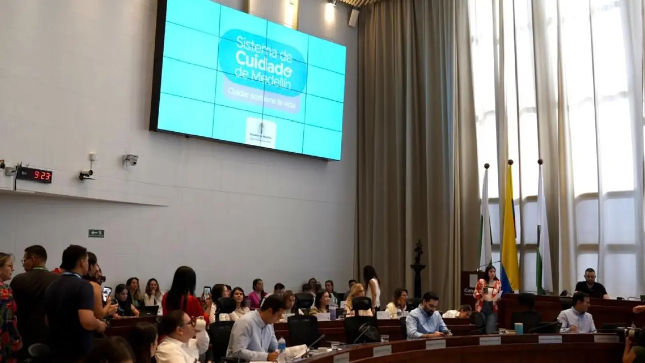 Medellín da el paso: Concejo aprobó el Sistema de cuidado con 18 votos a favor 3 Medellín da el paso: Concejo aprobó el Sistema de cuidado con 18 votos a favor