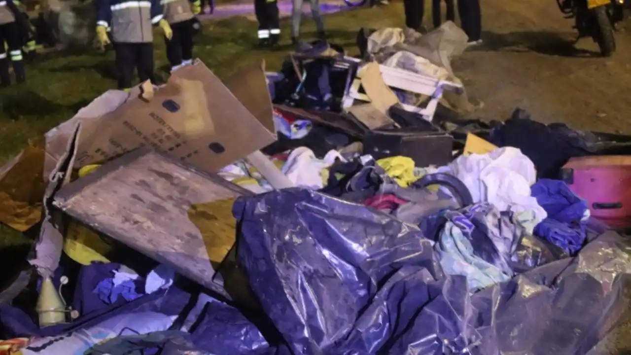 Les tumbaron 6 mil cambuches: así son los operativos en Medellín donde también salieron 75 armas 3 Les tumbaron 6 mil cambuches: así son los operativos en Medellín donde también salieron 75 armas