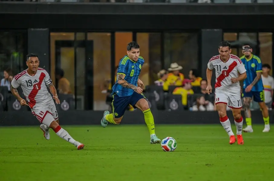 Con sello «verdolaga»: Colombia derrota a Perú y cierra su gira de amistosos con una renovación en marcha 7 col3