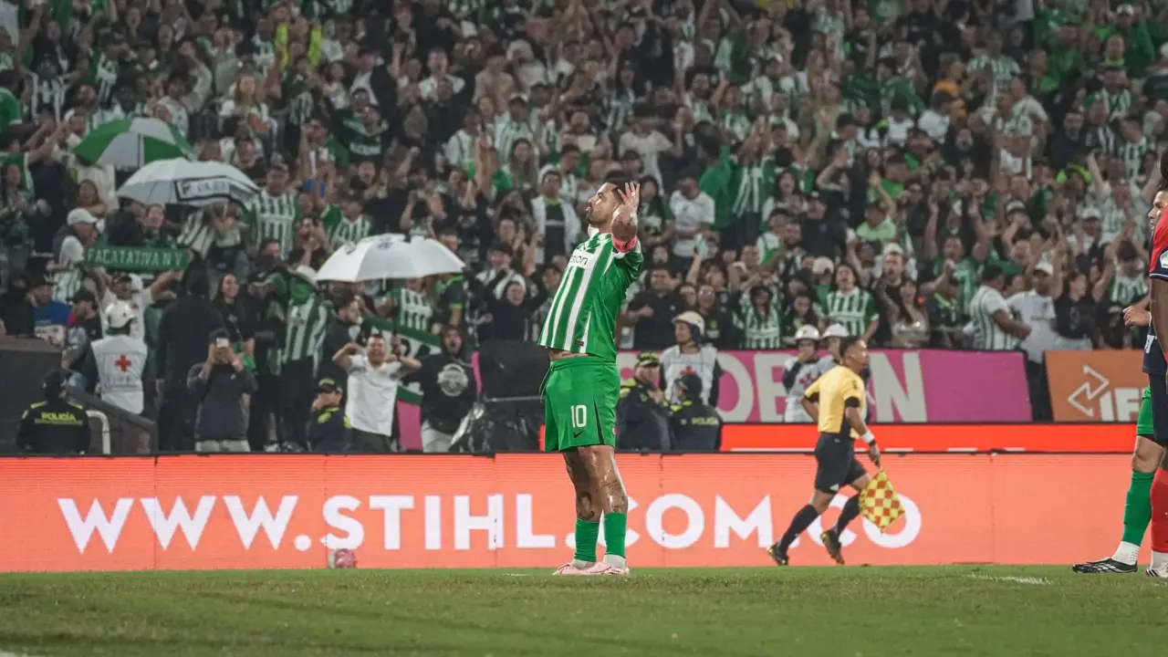 Paternidad verdolaga: Nacional remontó el clásico, afianzó el liderato y dejó contra las cuerdas a Amaranto 2 Paternidad verdolaga: Nacional remontó el clásico, afianzó el liderato y dejó contra las cuerdas a Amaranto