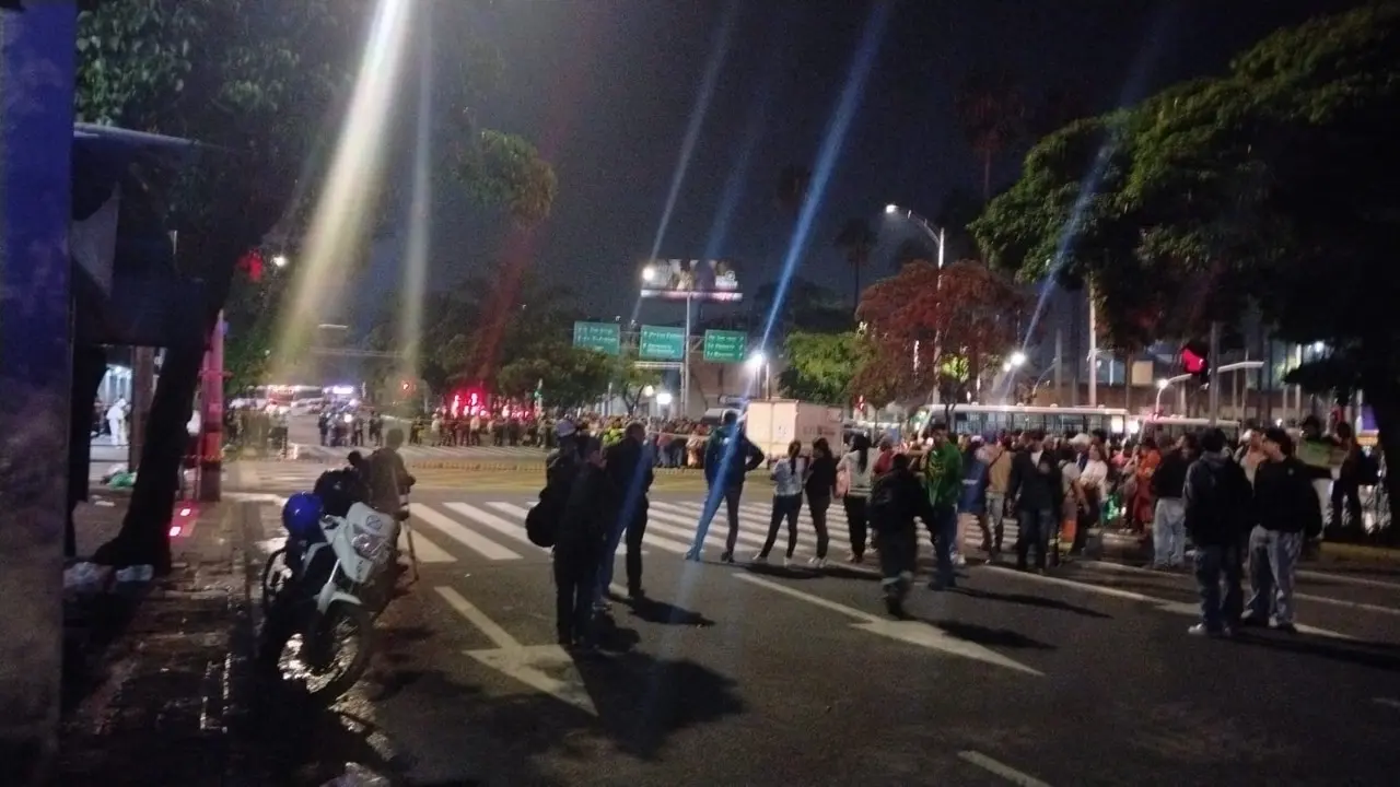 Se encendió a bala con un policía: cayó presunto fletero en la Avenida Oriental 2 fletero2