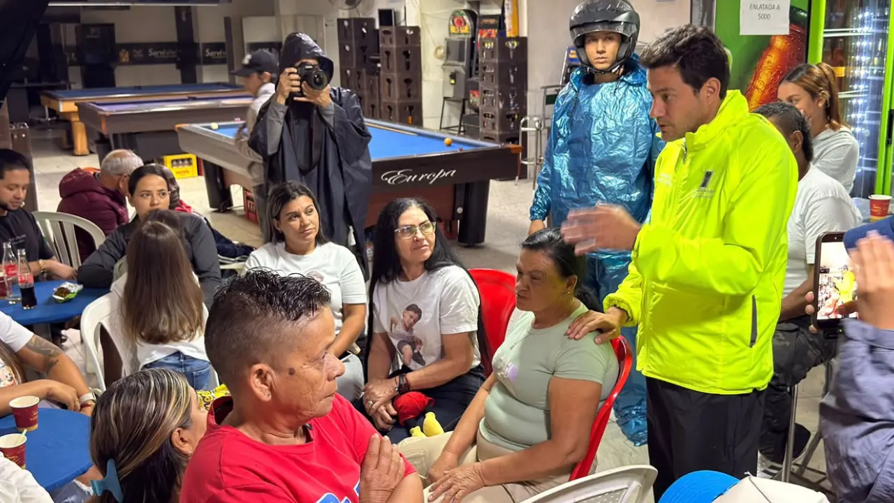 ¡Ya son más de mil personas atendidas! San Cristóbal se suma a las zonas golpeadas por las lluvias en Medellín 2 medellin atiende personas afectadas por lluvias 1