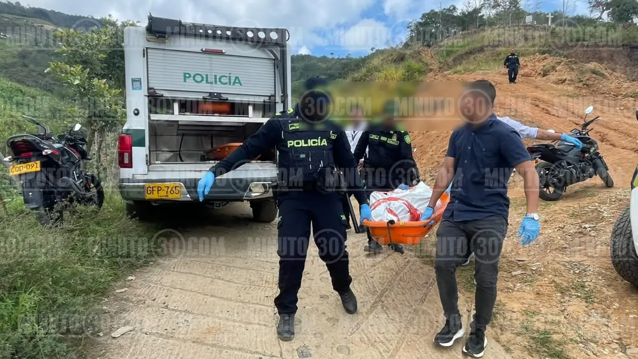 Brutal ataque en Barbosa: salió a comprar cervezas y lo encontraron apedreado