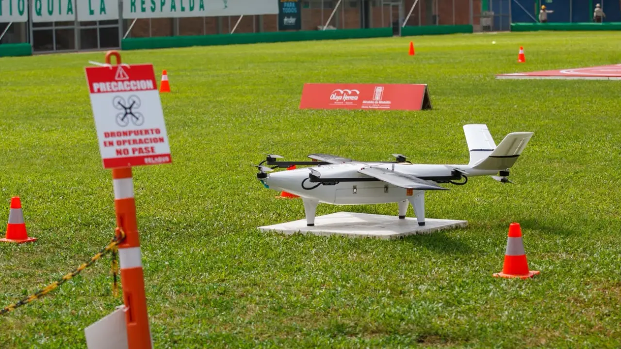 Medellín, primera ciudad de Colombia en probar entregas de paquetes con drones: así funcionan 3 Medellín, primera ciudad de Colombia en probar entregas de paquetes con drones: así funcionan