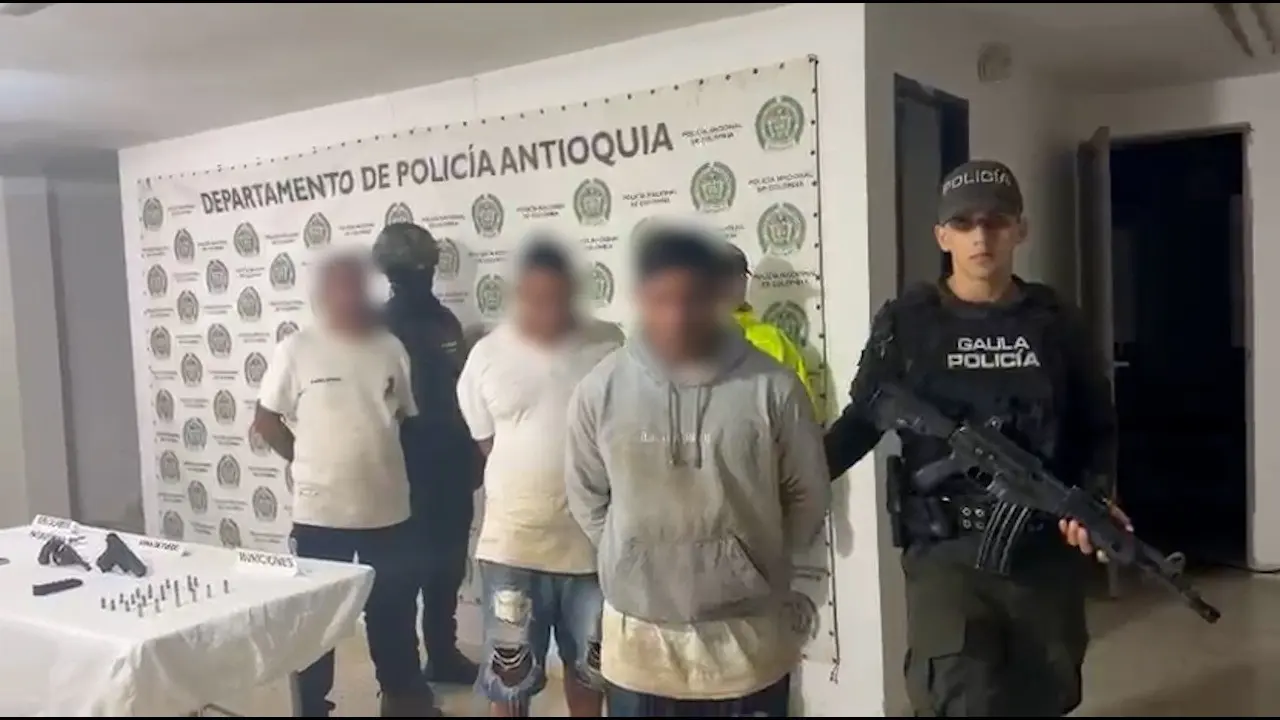 Policía rescata a un ciudadano secuestrado y captura en flagrancia a tres hombres en Caucasia 2 Policía rescata a un ciudadano secuestrado y captura en flagrancia a tres hombres en Caucasia