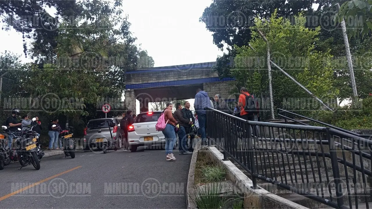 sena pedregal cerrado por protestas