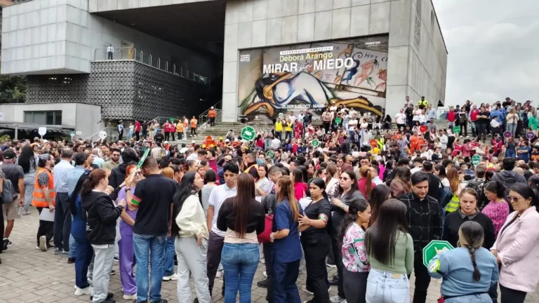¡Medellín puso a prueba su respuesta ante emergencias! 470 mil personas participaron en el Simulacro Nacional