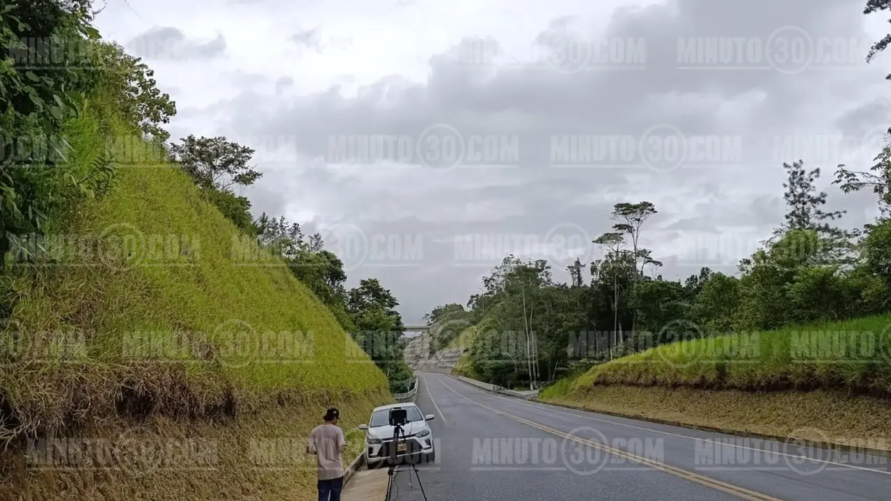 ¡Pilas! Denuncian fotomultas sin señalización ni agentes de tránsito en la Autopista del Nordeste, en Yalí 1 yali fotomulta